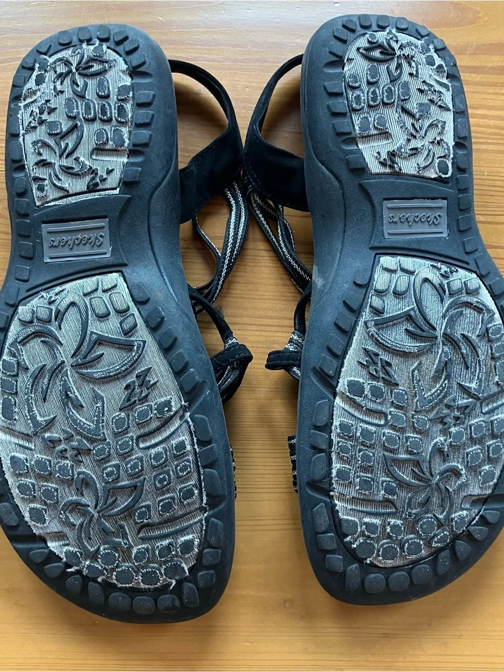 Skechers Black Strappy Memory Foam Sandals with Subtle Purple Accent